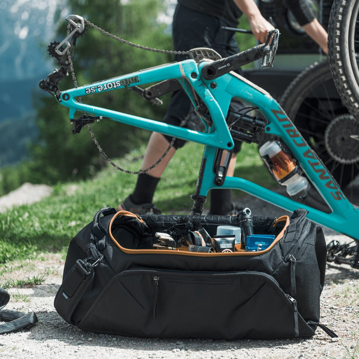 Travel bag THULE ROUNDTRIP 55 L Black