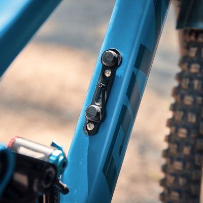 FIDLOCK TWIST BIKE BASE Bottle cage base Black