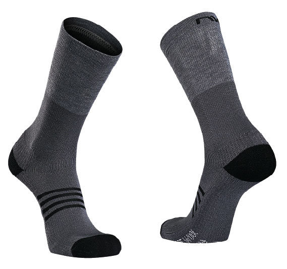 NORTHWAVE EXTREME PRO HIGH Socks Black