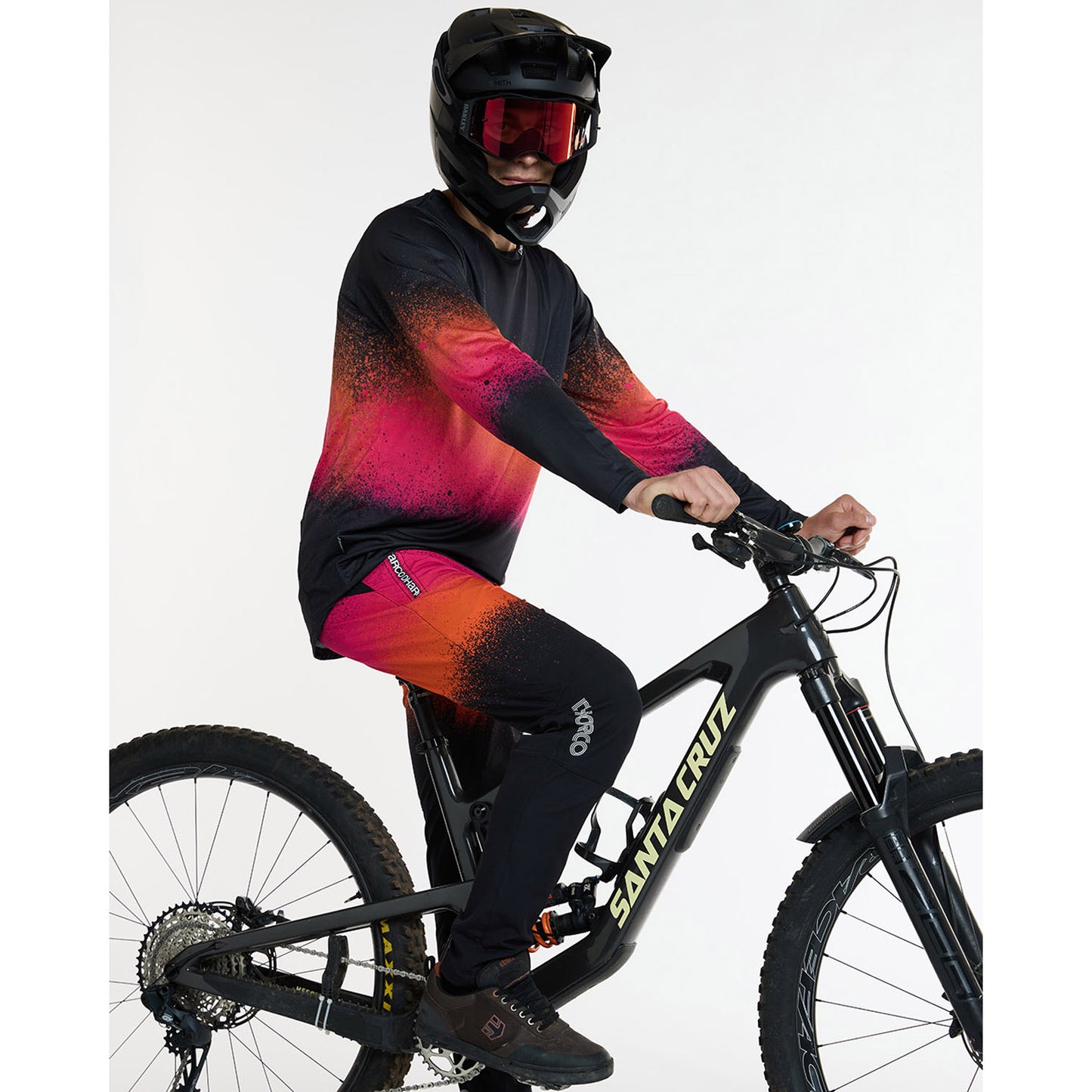 DHARCO GRAVITY BLACK SNAKE Pants Black/Orange