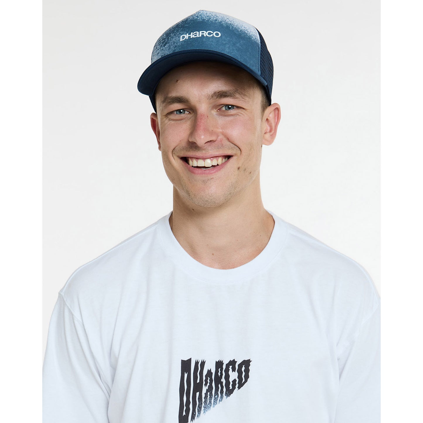 DHARCO CURVED PEAK TRUCKER NU WAVE Cap Blue