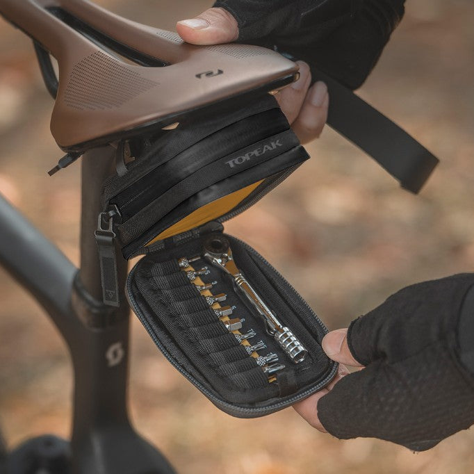 TOPEAK ELEMENTA Saddle Bag With Tools Black