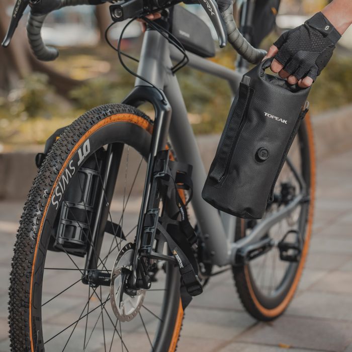 TOPEAK 4L Fork Bag Black