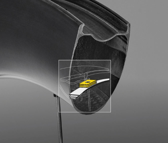 MAVIC COSMIC SLR 45 Tubeless Ready Wheelset (Center Lock) Black 2026