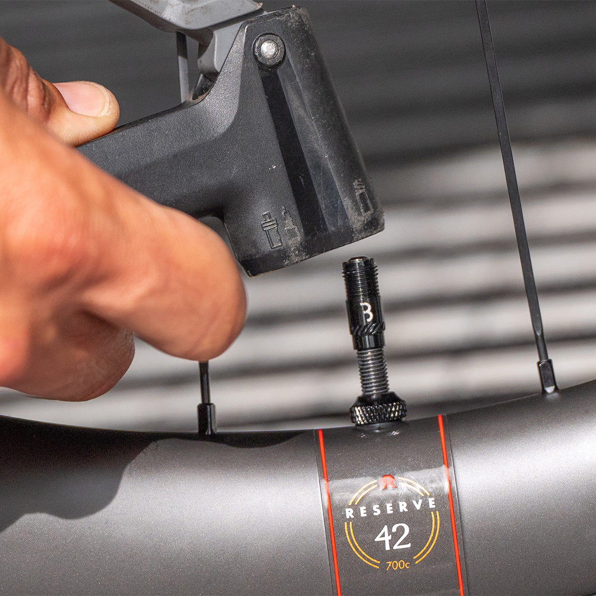 Set of 2 BBB CORE CAP Valve Ends with Nuts Red