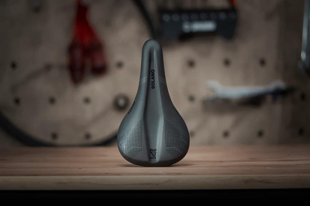 WTB SOLANO SL 142mm Black Titanium Rails Saddle