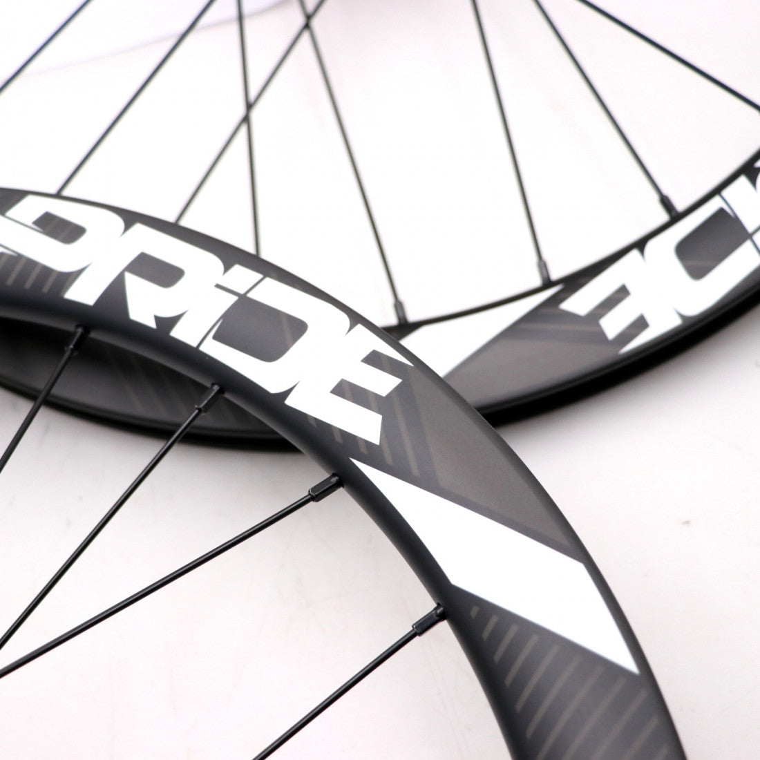 PRIDE 20" (451mm) Carbon Gravity Matt Disc Pride Control V1 10/10mm Axle Wheelset Red