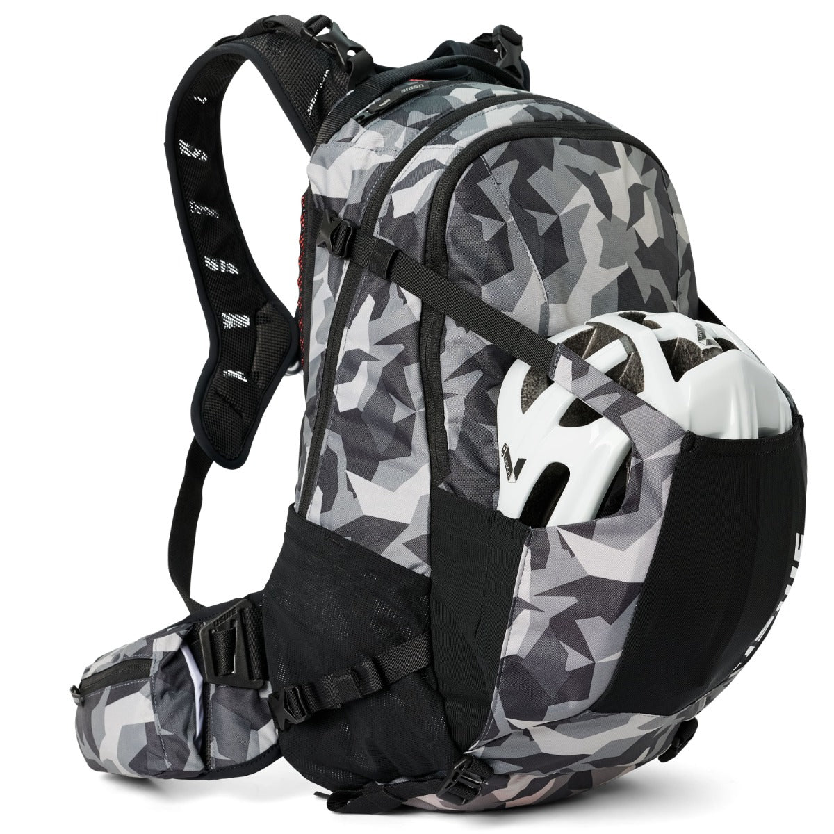USWE SHRED 25 L Camo Backpack