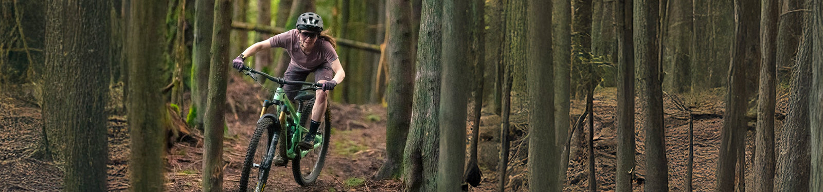 Women's mountain bike equipment