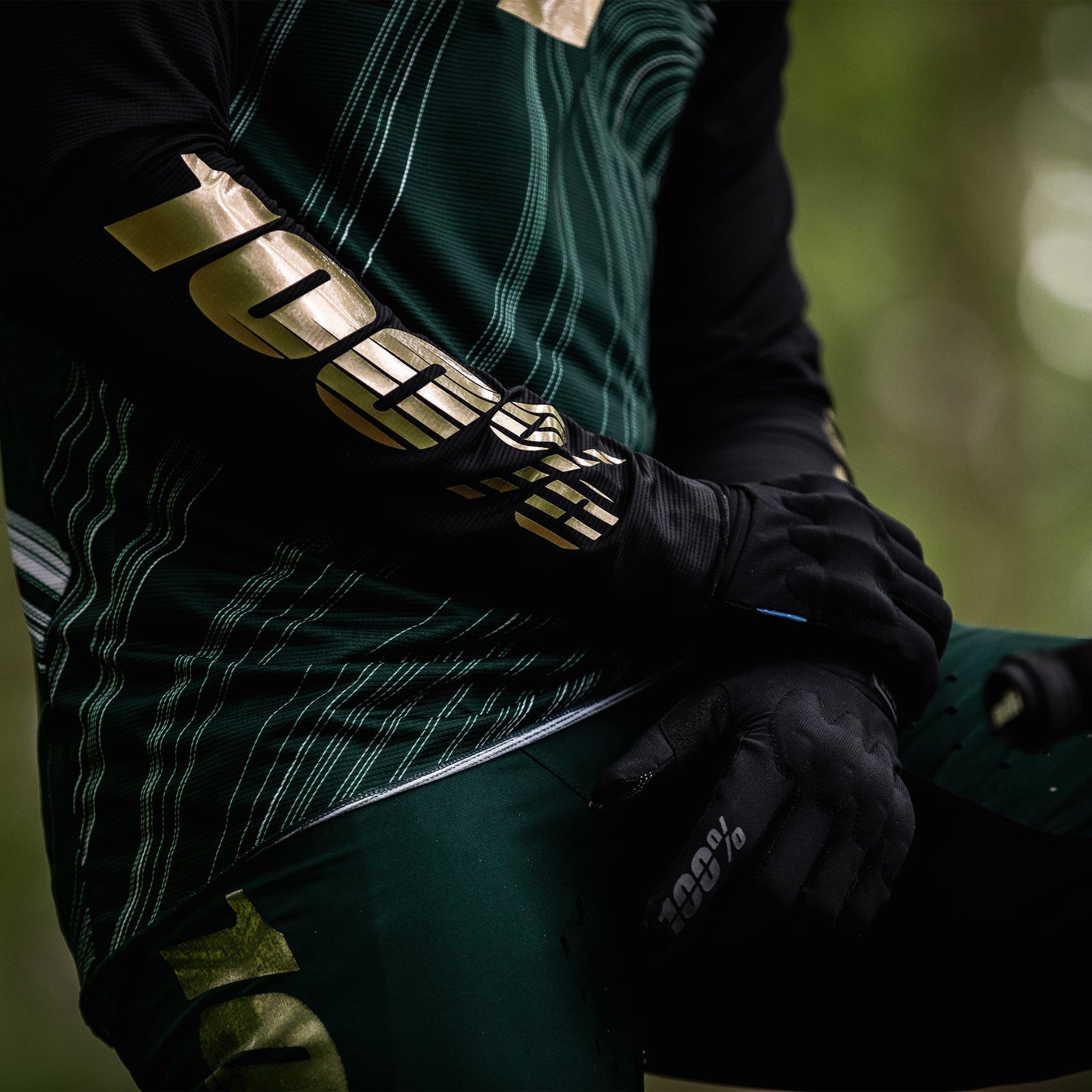 100% COGNITO SMART SHOCK Gloves Black