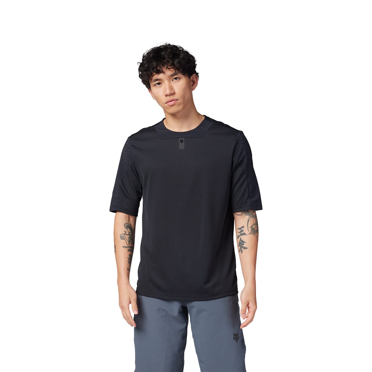 FOX DEFEND Short Sleeve Jersey Black