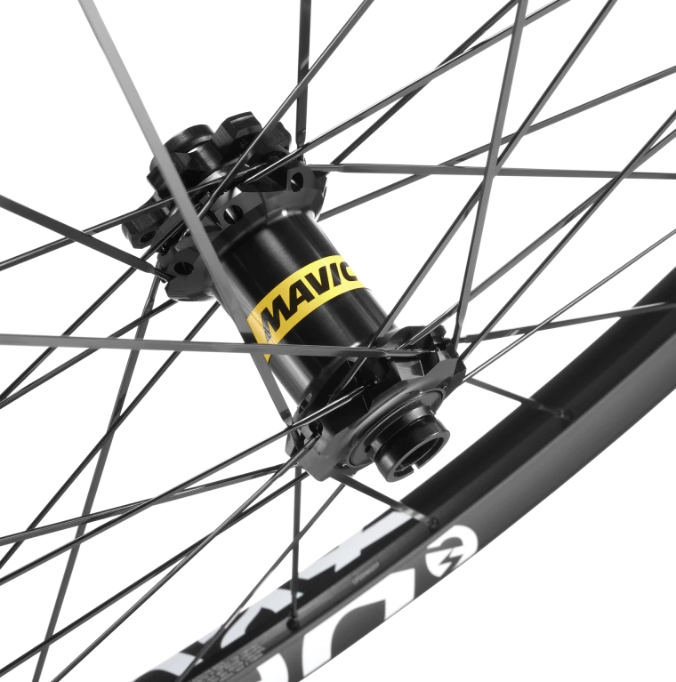 MAVIC E-DEEMAX 29" 15x110 mm Boost front wheel