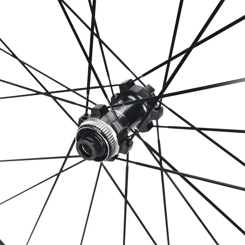 Pair of SHIMANO RS370 Tubeless Ready Wheels (Center Lock)