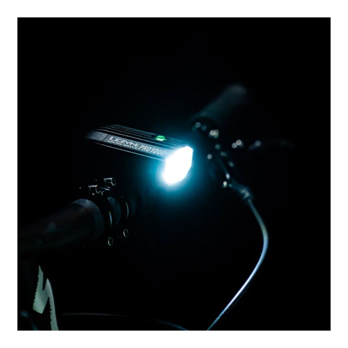 LEZYNE MICRO DRIVE PRO 1000+ front light Black