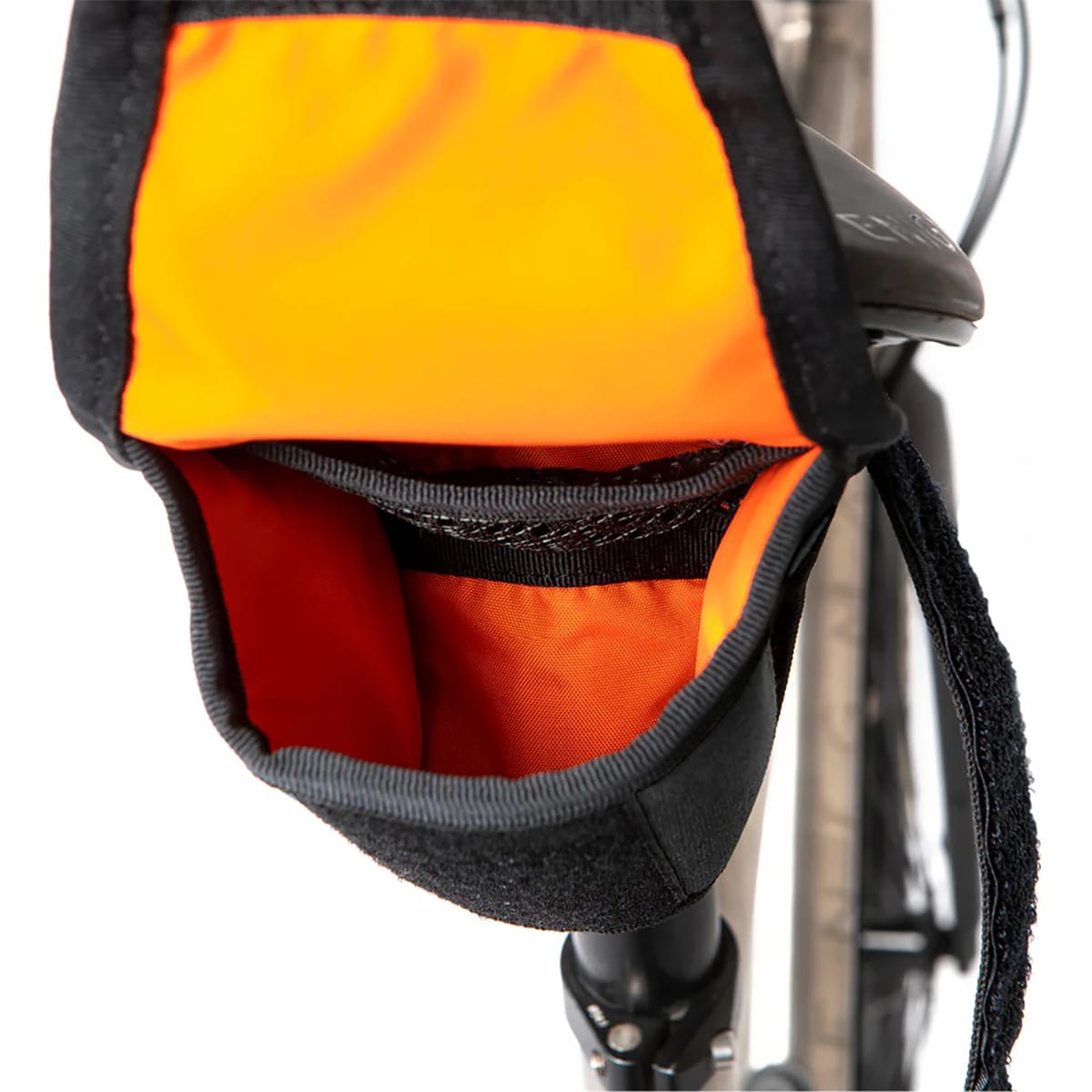 Saddle bag RESTRAP TOOL POUCH 0.6L Black