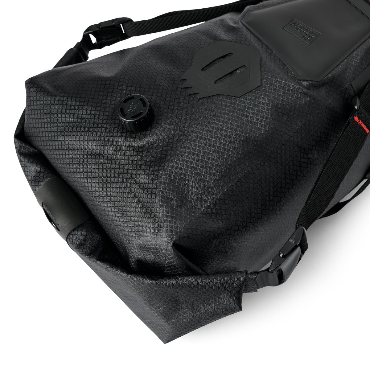 USWE ROLL-TOP SADDLE BAG 9 L Black