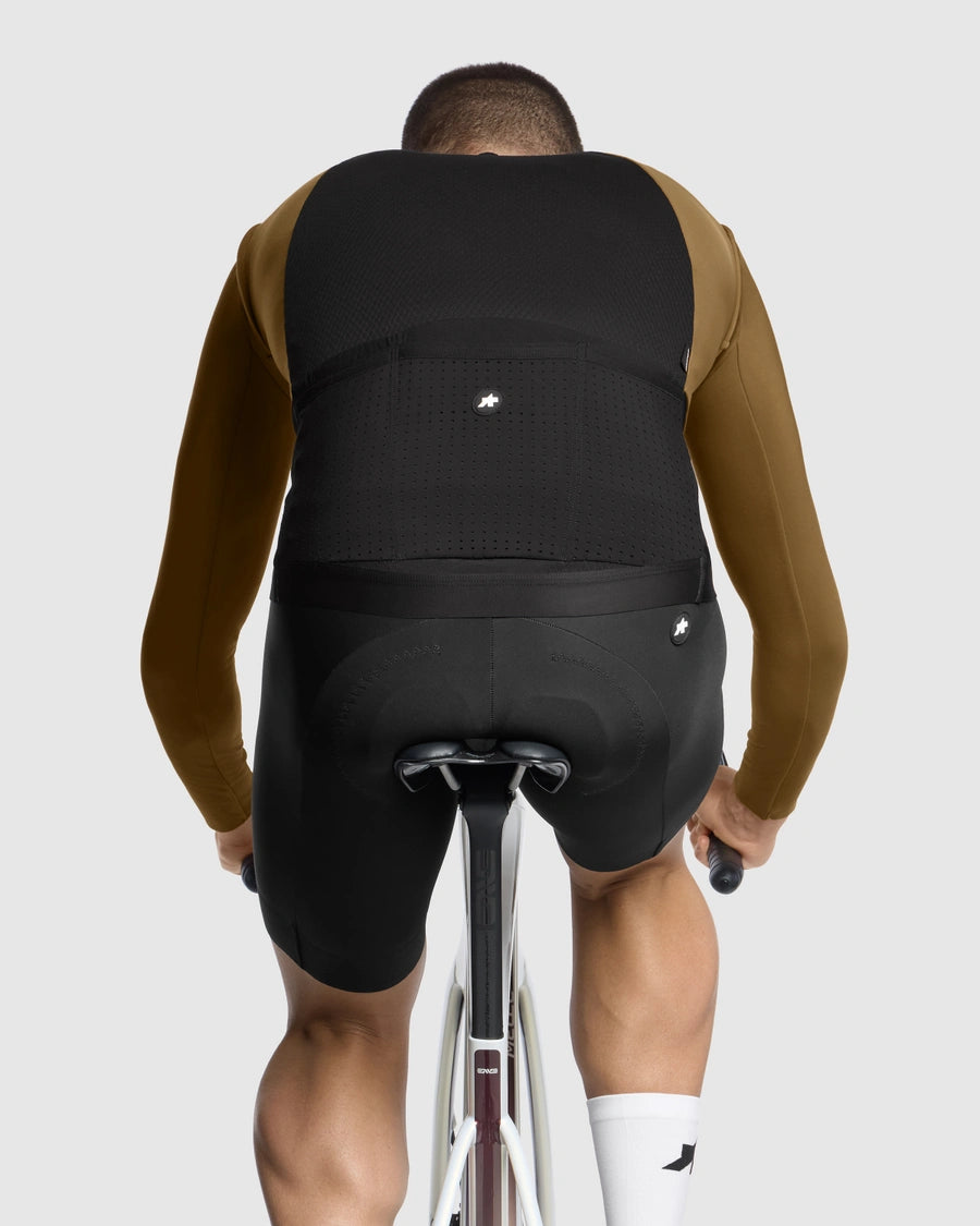 ASSOS EQUIPE R SPRING FALL S11 Jupiter Gold Sleeveless Jacket