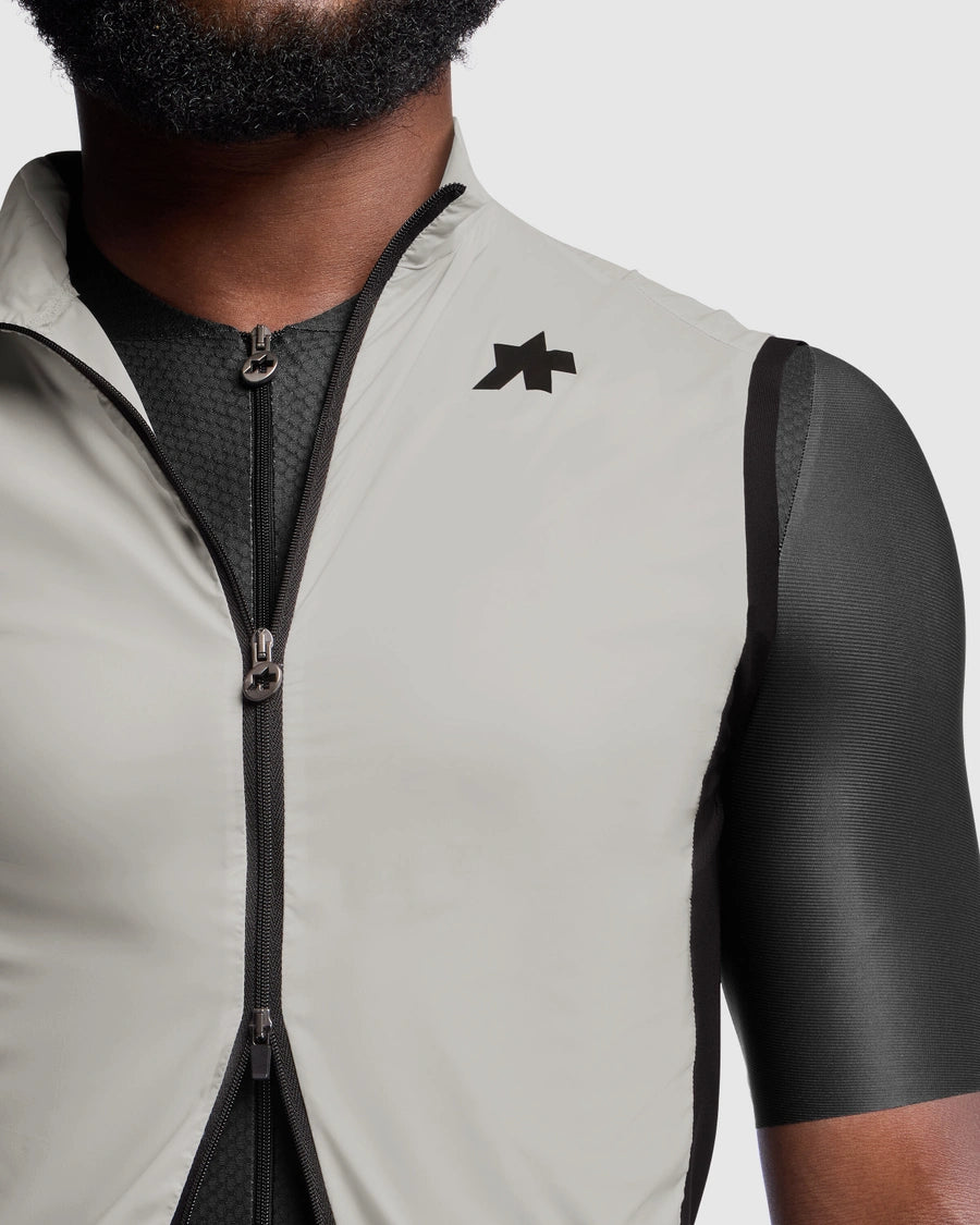 ASSOS MILLE GT WIND S11 Almond Milk Sleeveless Jacket