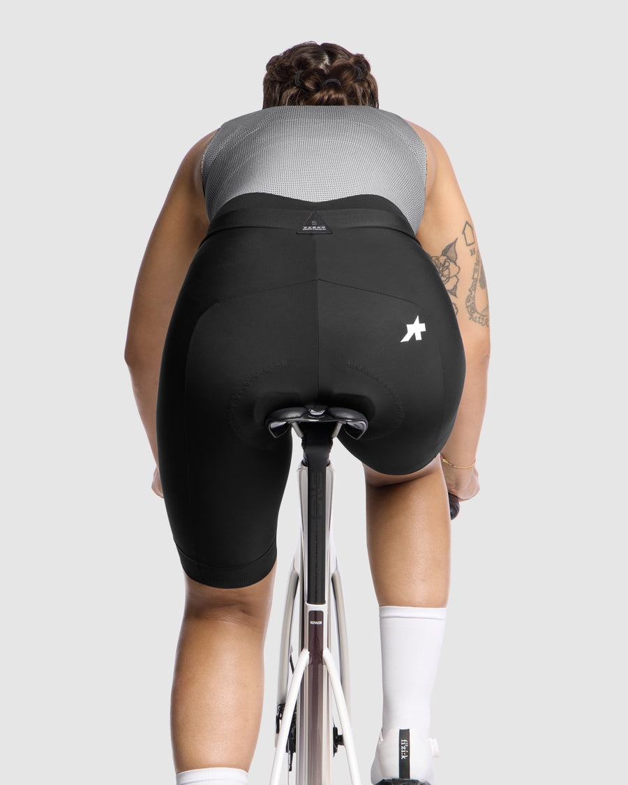 ASSOS UMA GT HALF S11 Women's long thigh boots Black