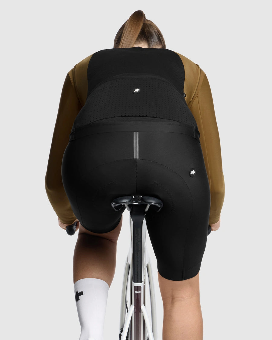 ASSOS DYORA R SPRING FALL S11 Women's Sleeveless Gilet Jupiter Gold