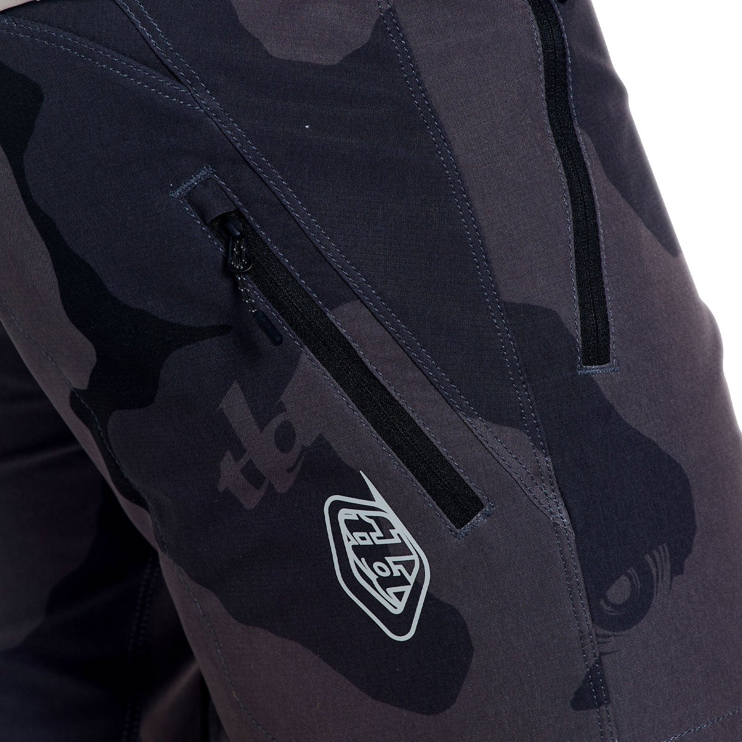 TROY LEE DESINS SKYLINE PRO FLOW CAMO Carbon pants