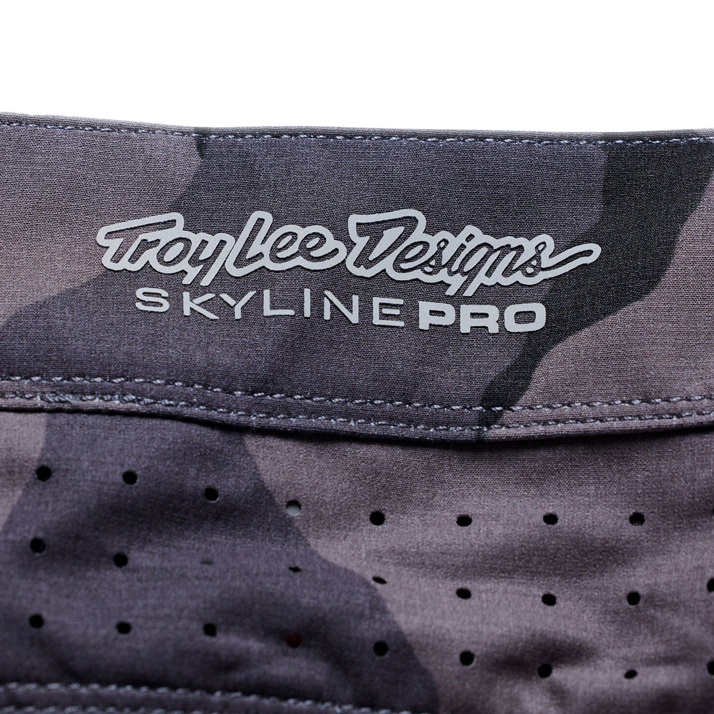 TROY LEE DESIGNS SKYLINE PRO FLOW CAMO Carbon Shorts with Liner BN3TH
