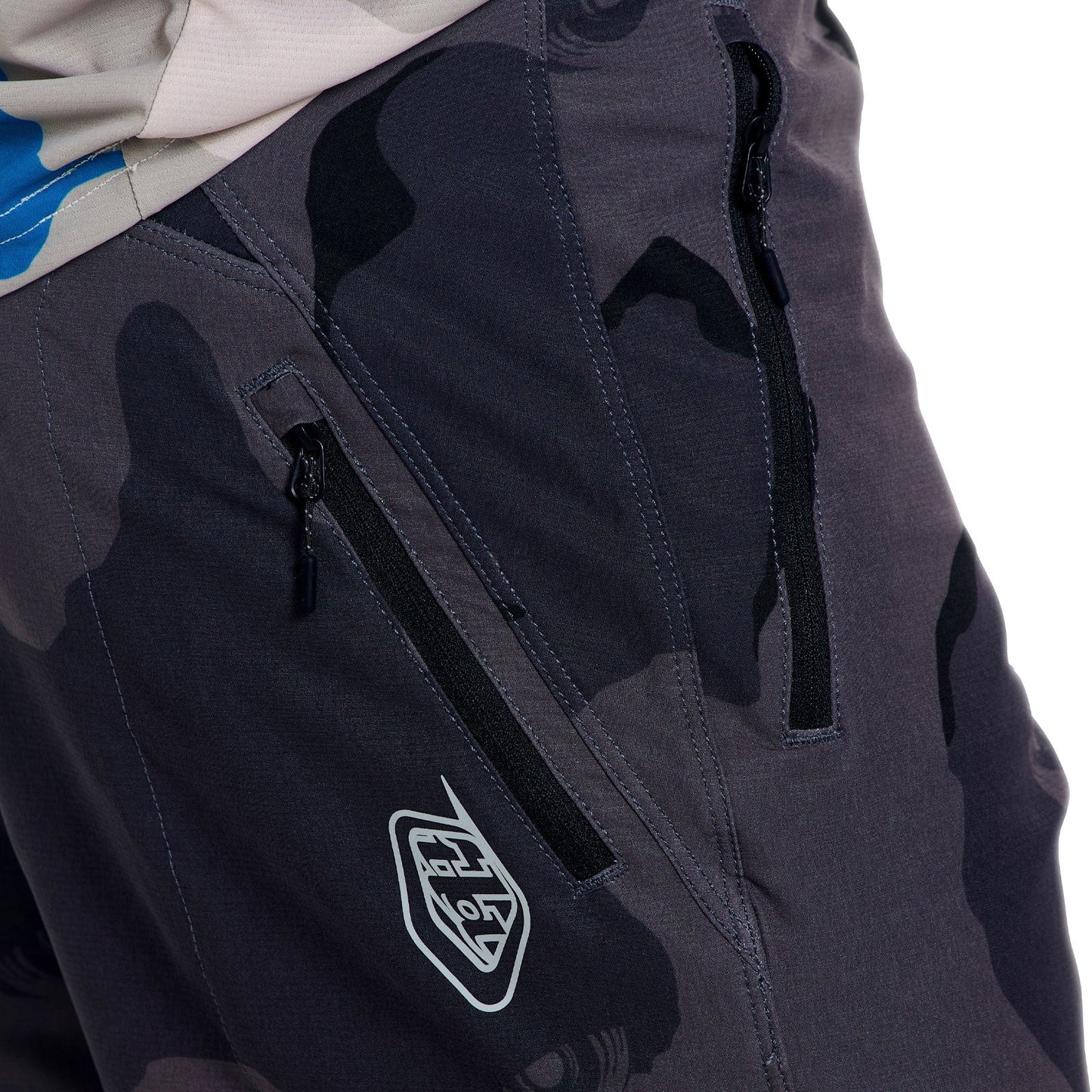 TROY LEE DESIGNS SKYLINE PRO FLOW CAMO Carbon Shorts with Liner BN3TH