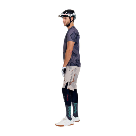 TROY LEE DESIGNS SKYLINE PRO FLOW CAMO Pumice Short with Liner BN3TH