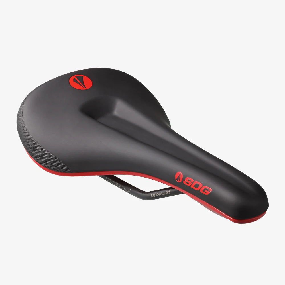 Saddle SDG BEL-AIR V3 MAX Rails Lux-Alloy Black/Red