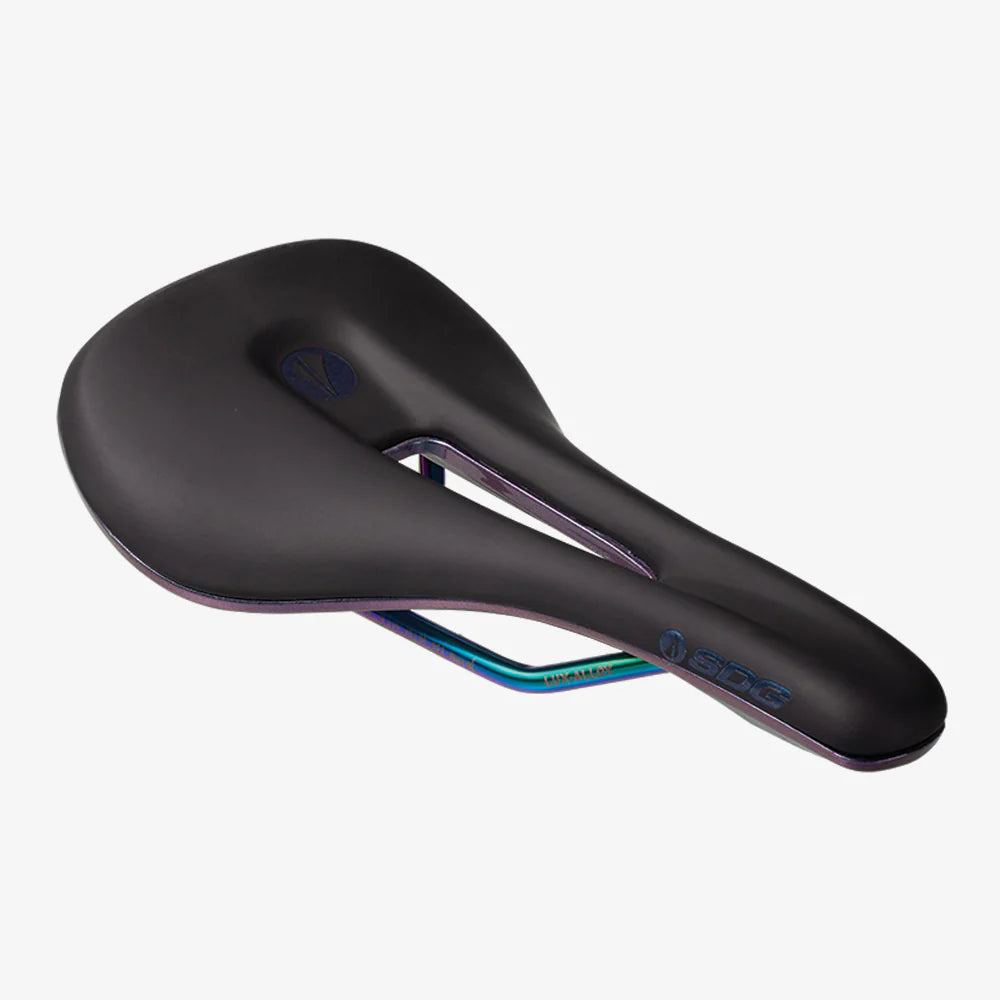 Saddle SDG BEL-AIR V3 OVERLAND Rails Lux-Alloy Black/Oil Slick