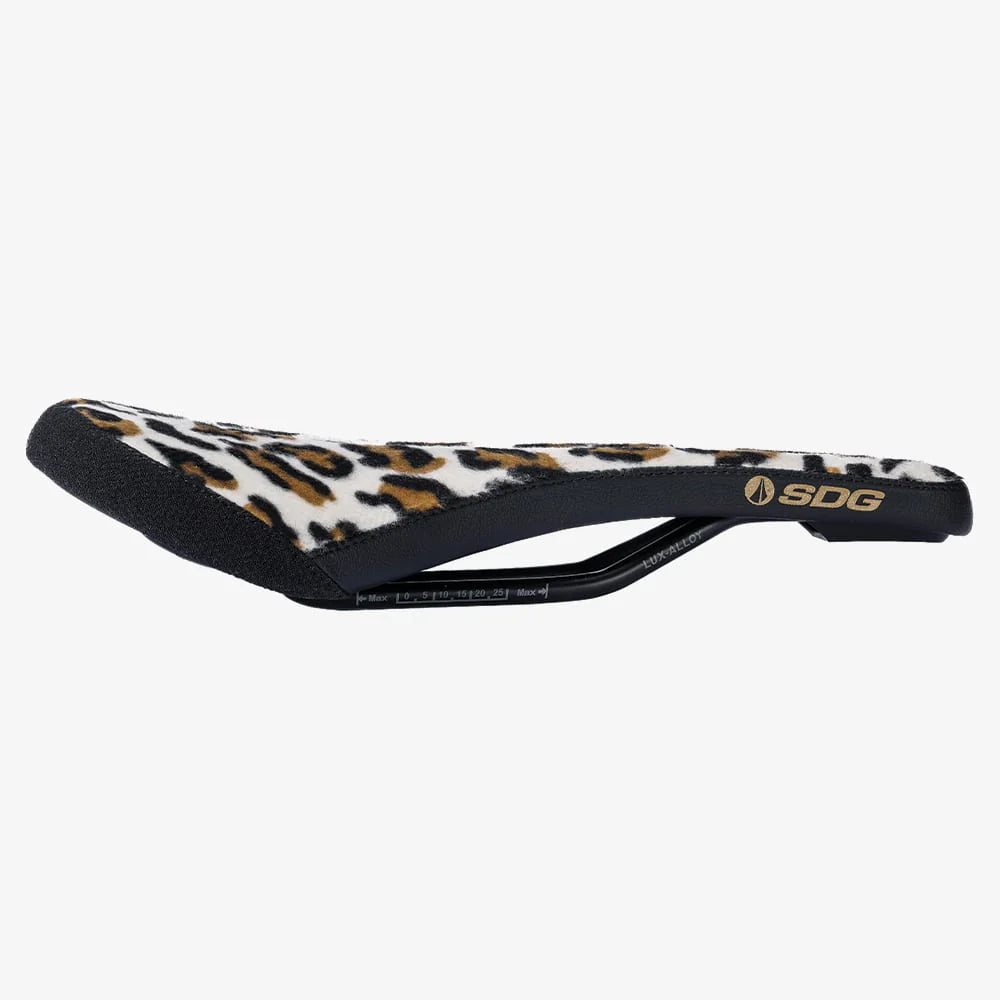 SDG BEL-AIR V3 Animal Throwback Rails Lux Alloy Leopard Saddle