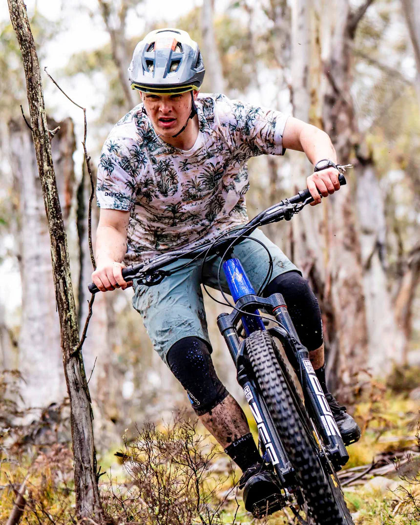 DHARCO LOST Short Sleeve Jersey Beige/Green