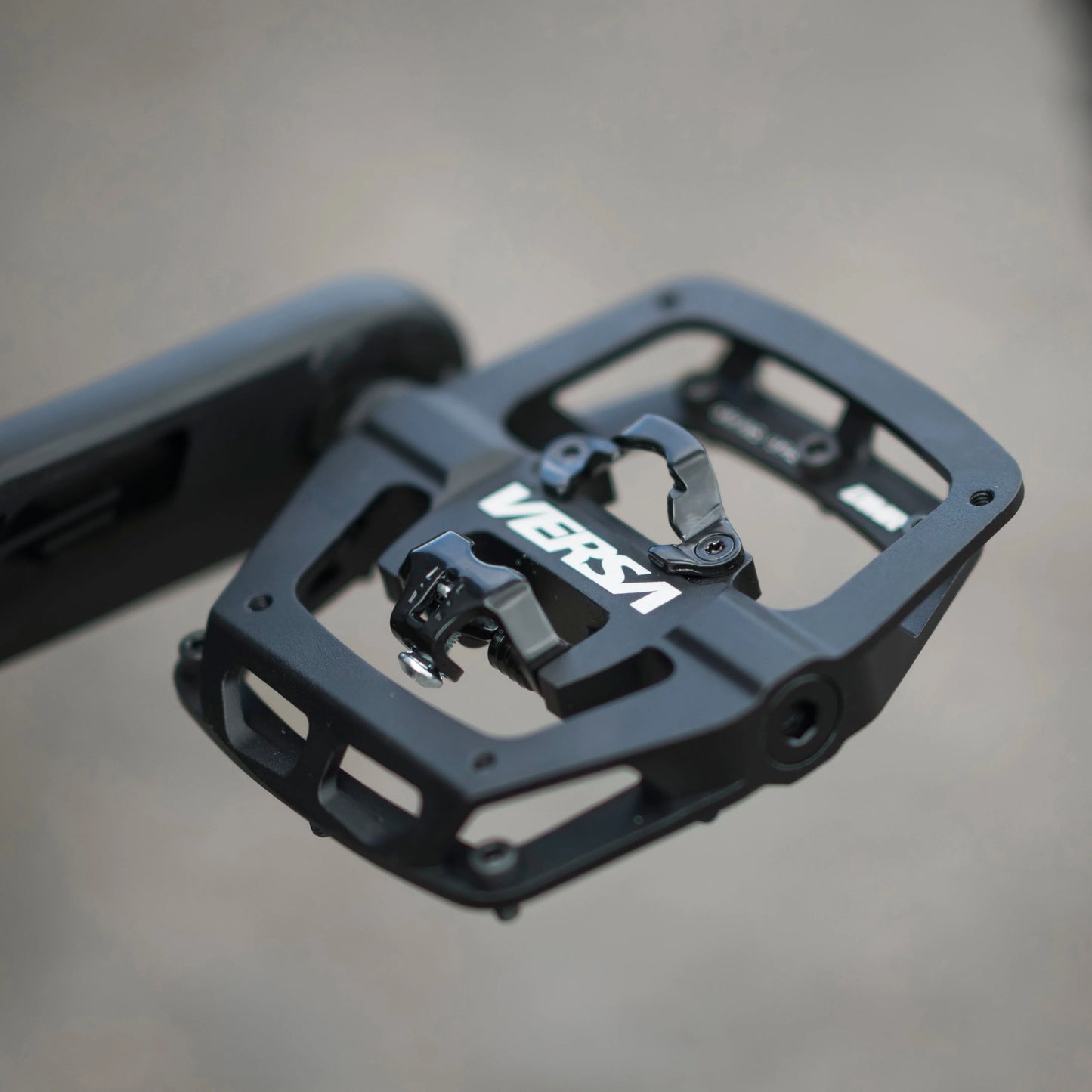 DMR VERSA Pedals Black