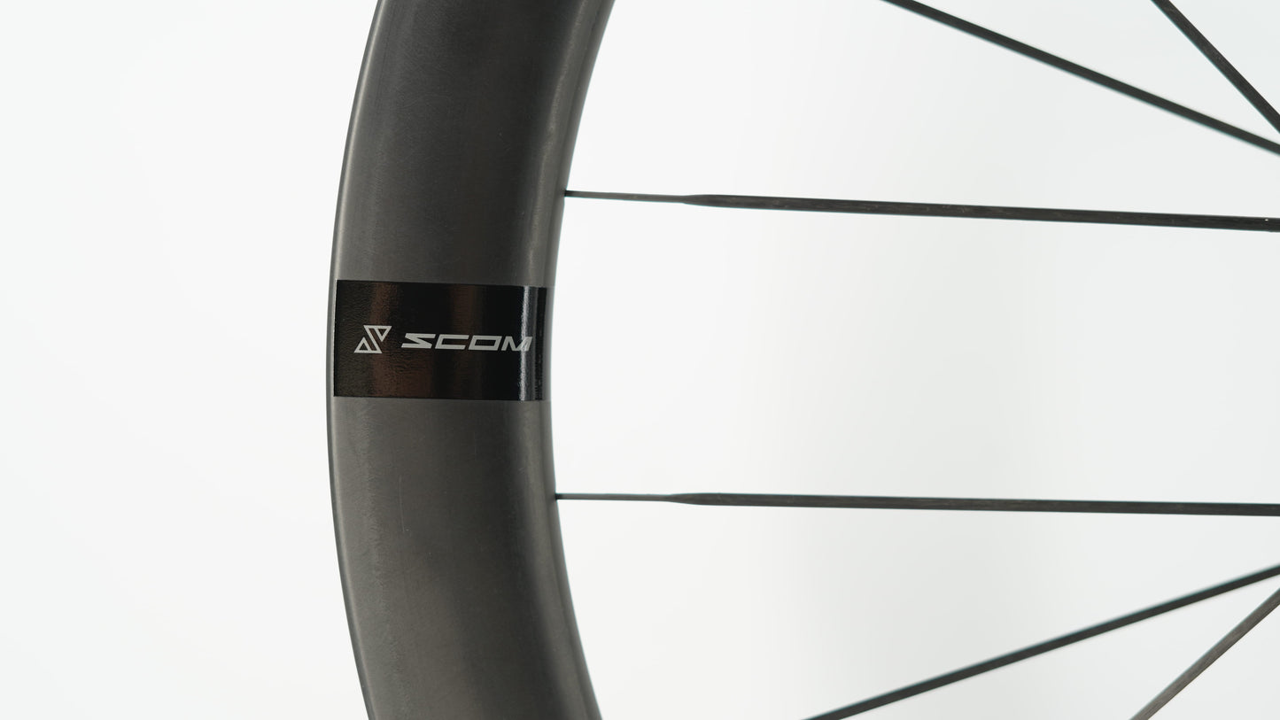 Pair of SCOM ULTRA + Tubeless Ready Wheels (Center Lock)