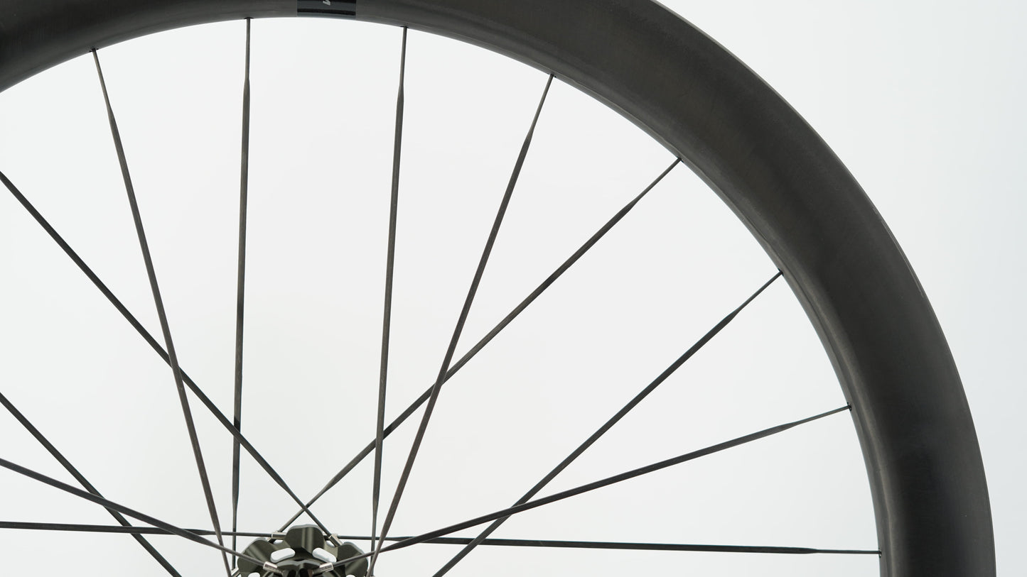 Pair of SCOM ULTRA + Tubeless Ready Wheels (Center Lock)