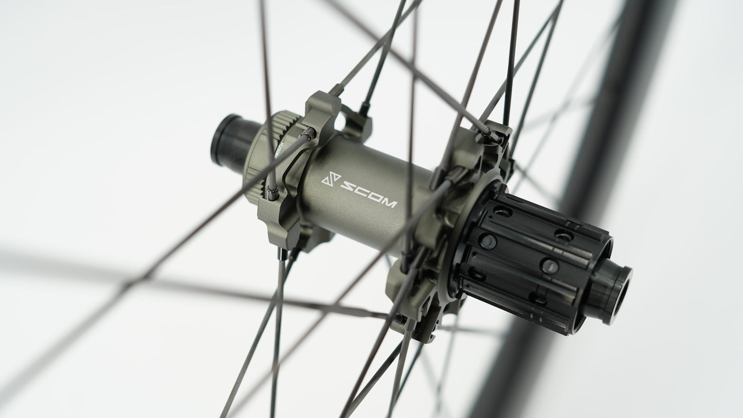 Pairs of SCOM ULTRA 50 Tubeless Ready Wheels (Center Lock)