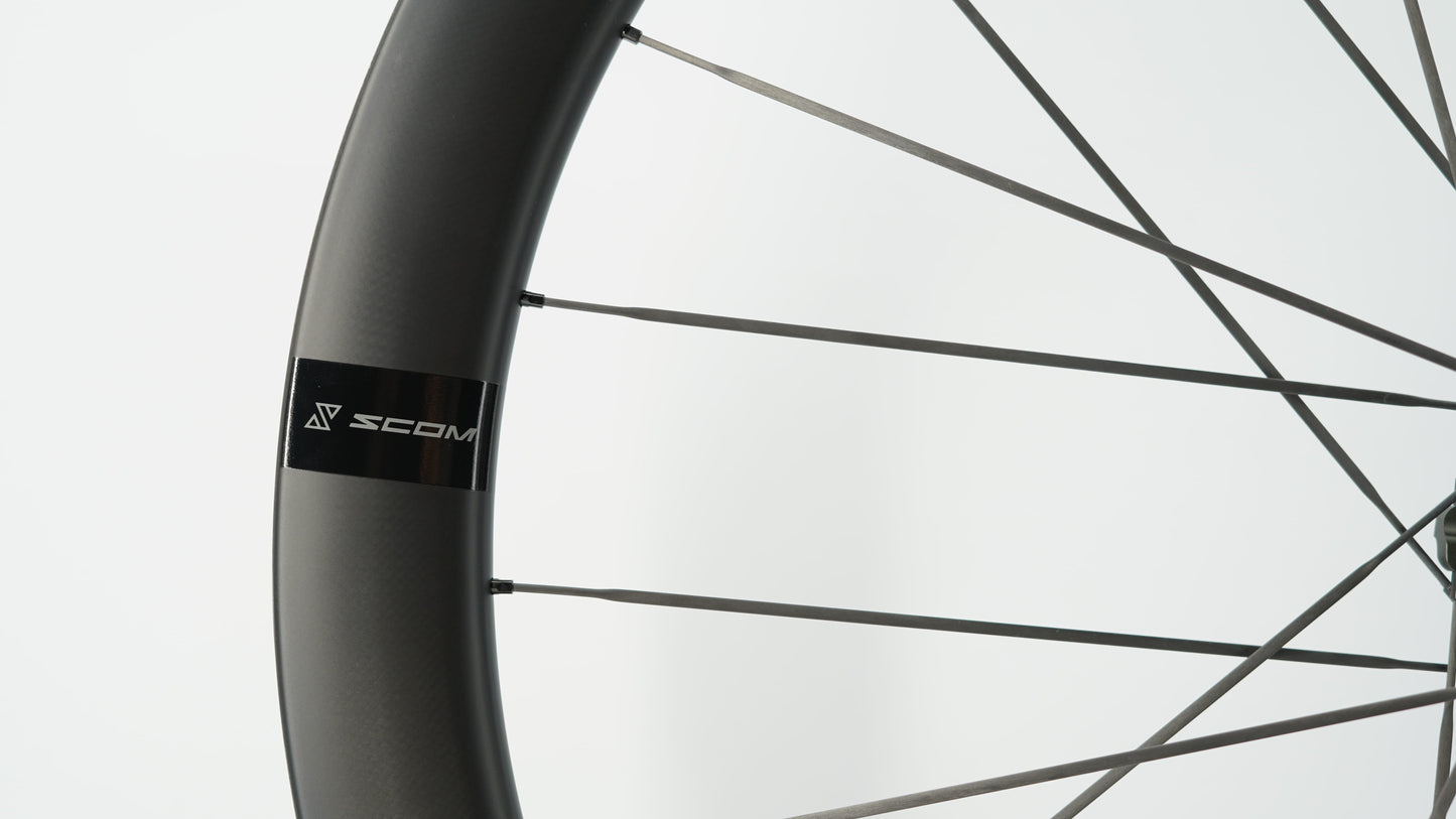 Pairs of SCOM ULTRA Tubeless Ready Wheels (Center Lock)