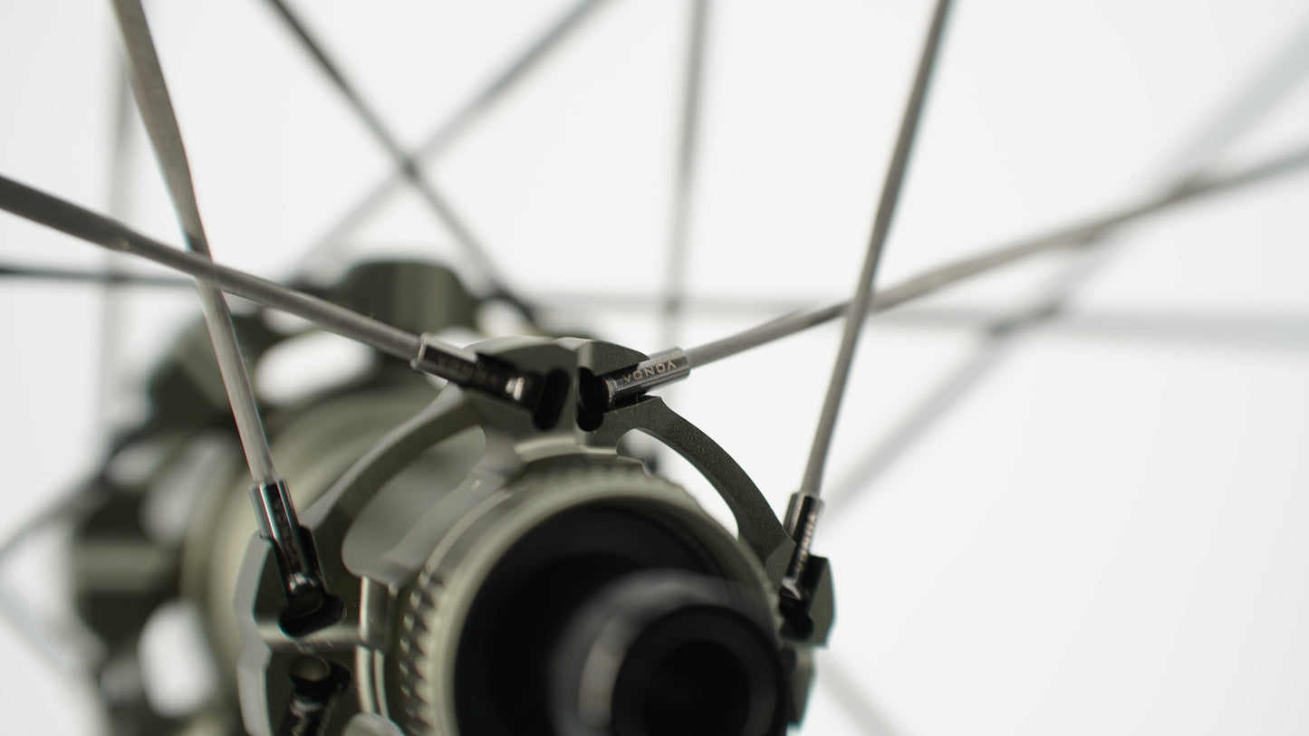 Pairs of SCOM ULTRA Tubeless Ready Wheels (Center Lock)