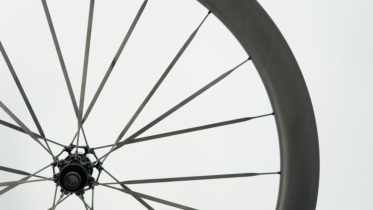 Pair of SCOM RACE Tubeless Ready Wheels (Center Lock)