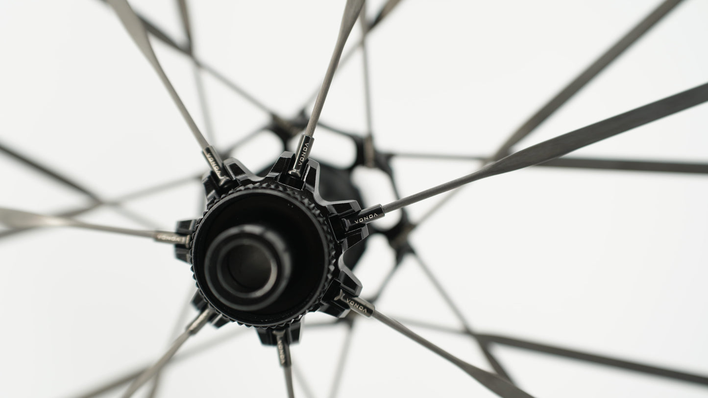 Pair of SCOM RACE Tubeless Ready Wheels (Center Lock)