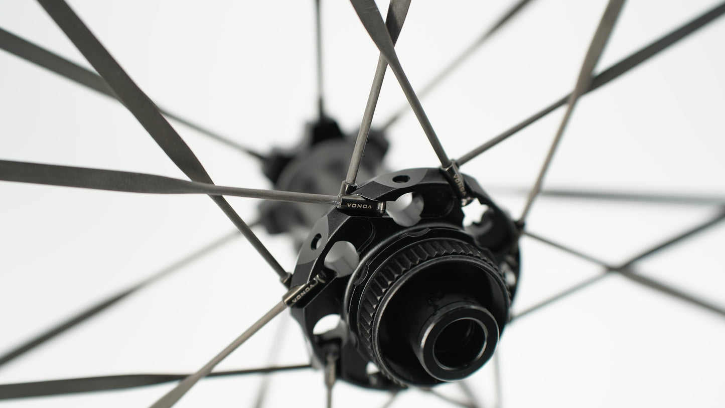 Pair of SCOM RACE Tubeless Ready Wheels (Center Lock)