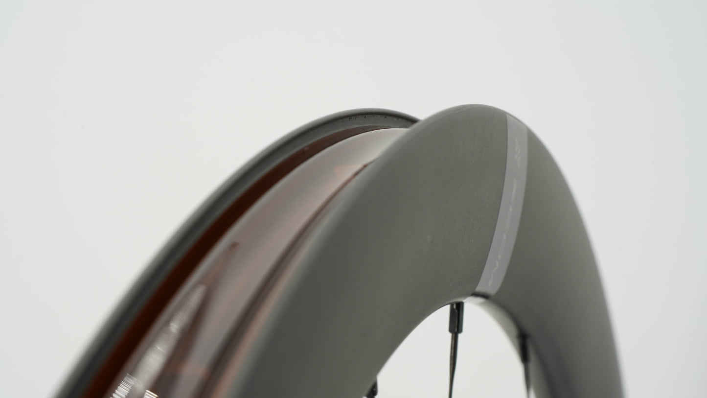 Pair of SCOM EVO Tubeless Ready Wheels (Center Lock)