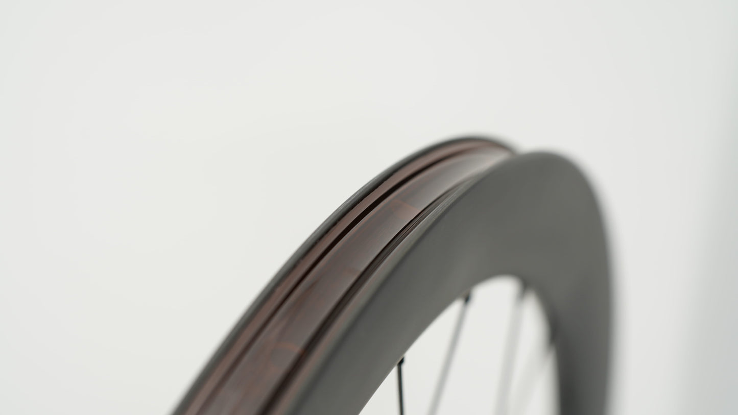 Pair of SCOM CORSA 50 Tubeless Ready Wheels (Center Lock)