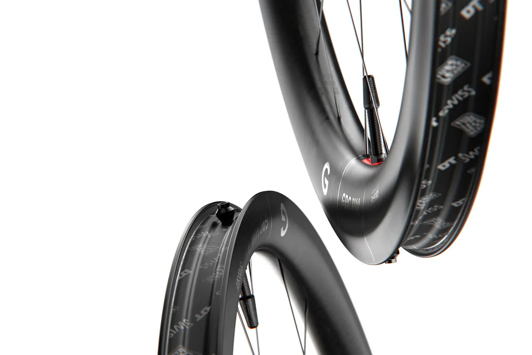 DT SWISS GRC 1100 DICUT 30 DISC Tubeless-Ready Front Wheel (Center Lock)