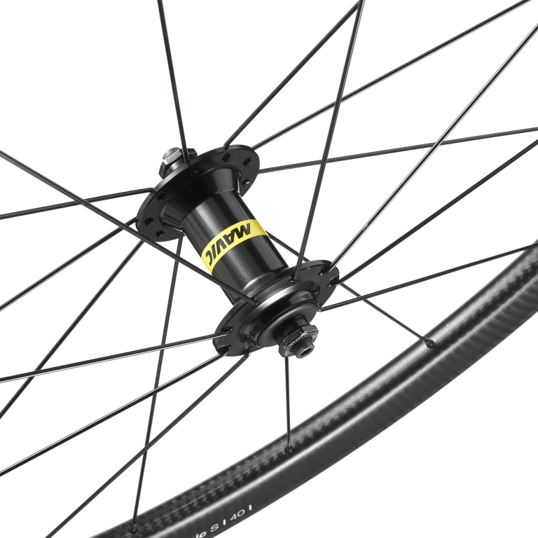 Pair of MAVIC COSMIC S 40 wheels clincher