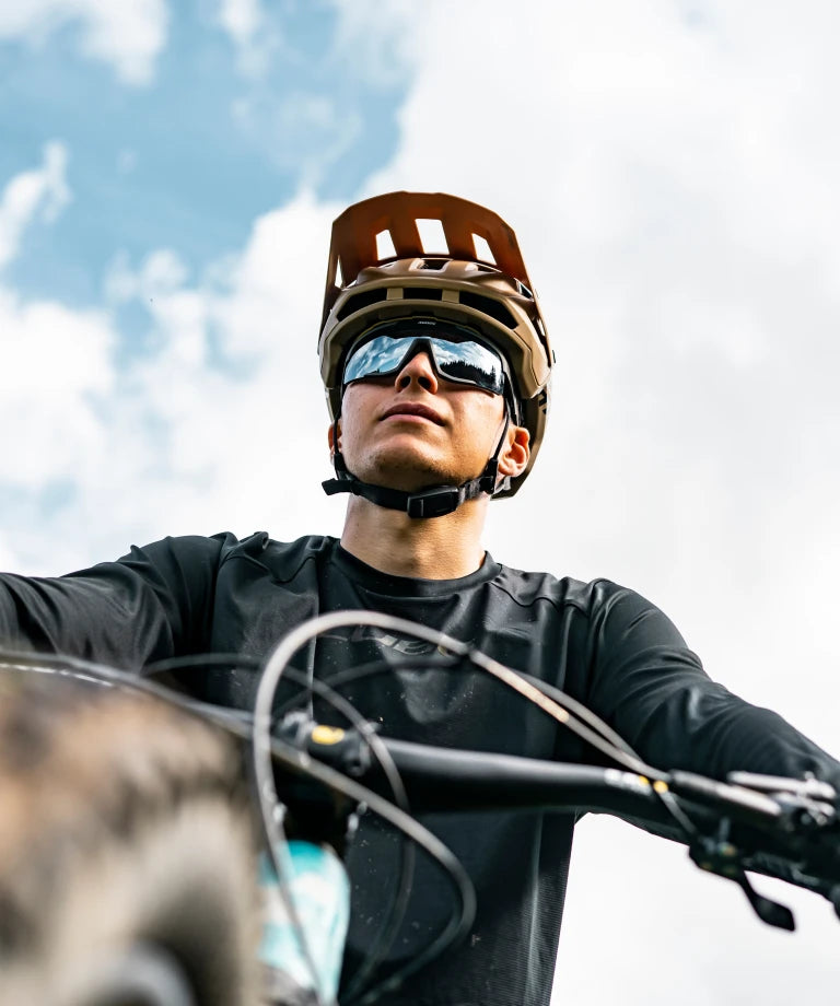 MAVIC MVS AEROFRAME Glasses Antharcite Silver Lens