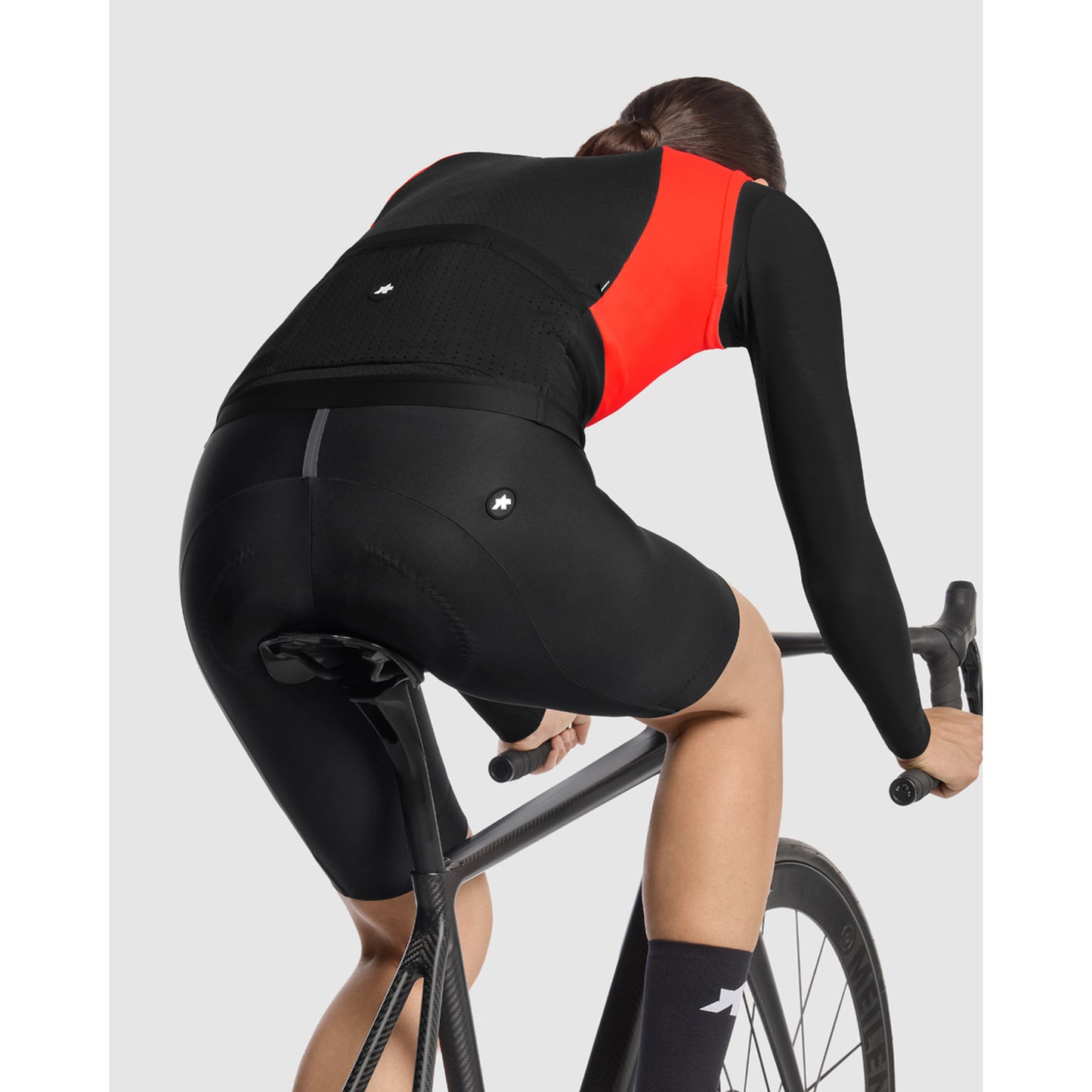 ASSOS DYORA R S11 Women's LollyRed Sleeveless Jacket