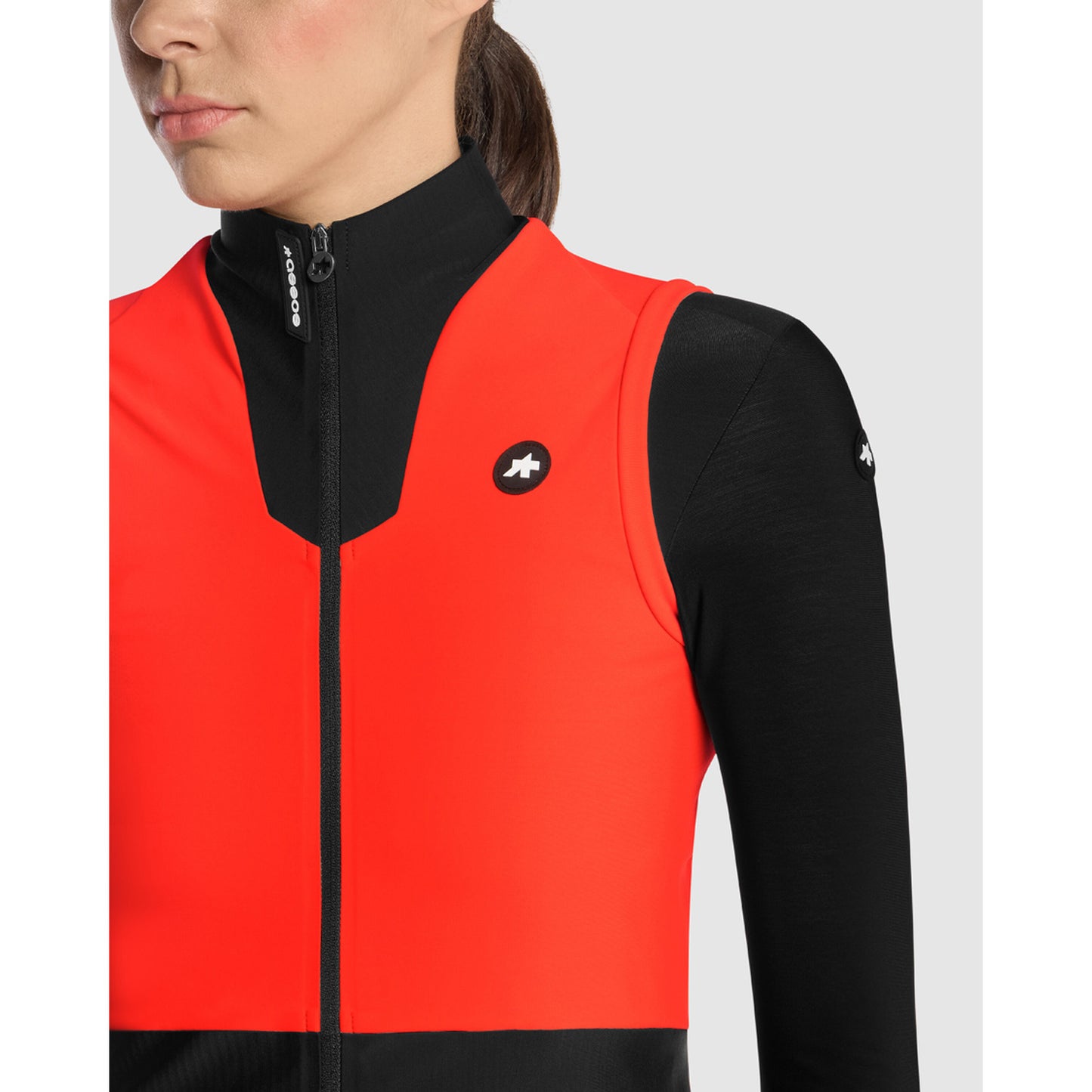 ASSOS DYORA R S11 Women's LollyRed Sleeveless Jacket