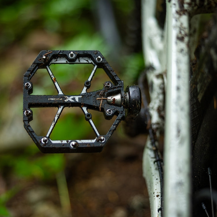 SHIMANO XT PD-M8240 flat pedals