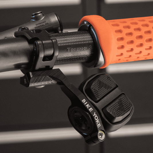 BIKEYOKE PODDY EV collar for SRAM AXS POD right-hand shifter
